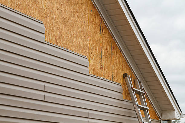 24/7 Emergency Storm Damage Siding Repair experts in Bryn Mawr, PA